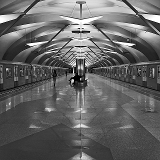Illustration for article titled Russian Underground Stations Look Even More Stunning In Black and White